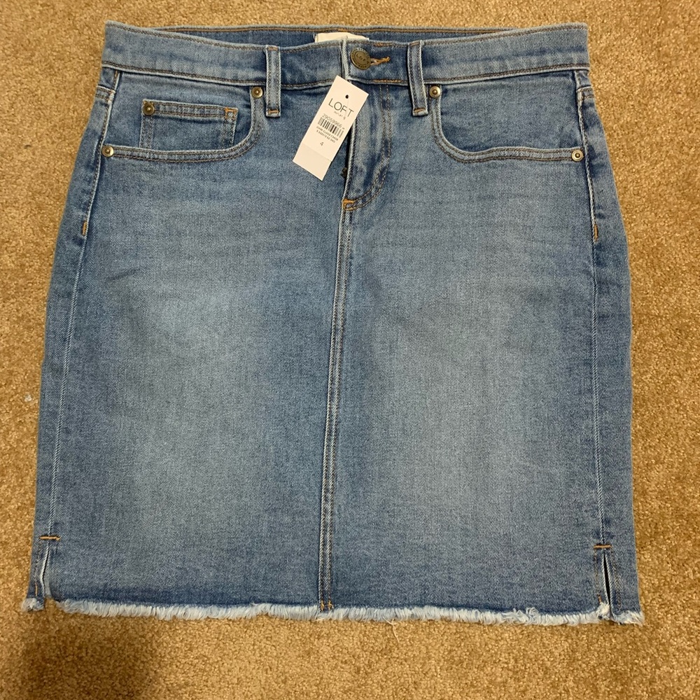 Loft outlet denim skirt - size 4